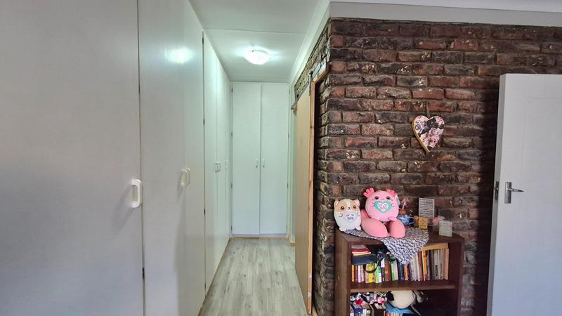 3 Bedroom Property for Sale in Dana Bay Western Cape